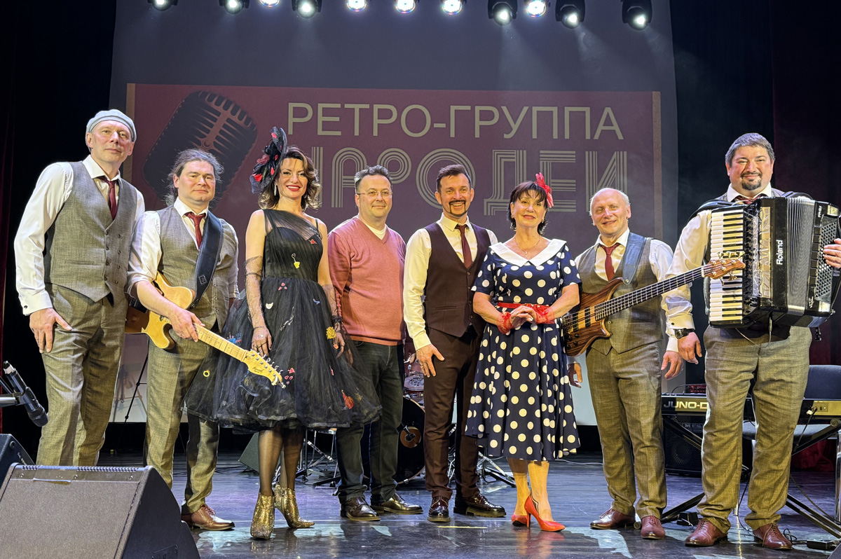 Поклон музыкантов после концерта